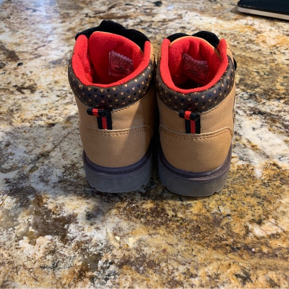 Mickey mouse combat boots size 7 toddler - Picture 3 of 5